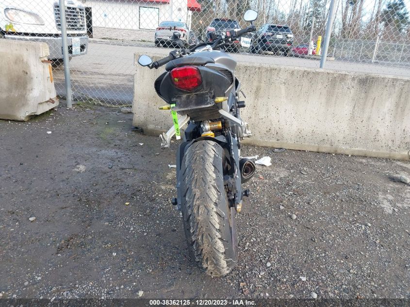 2018 TRIUMPH MOTORCYCLE STREET TRIPLE RS SMTA464S8JT812011