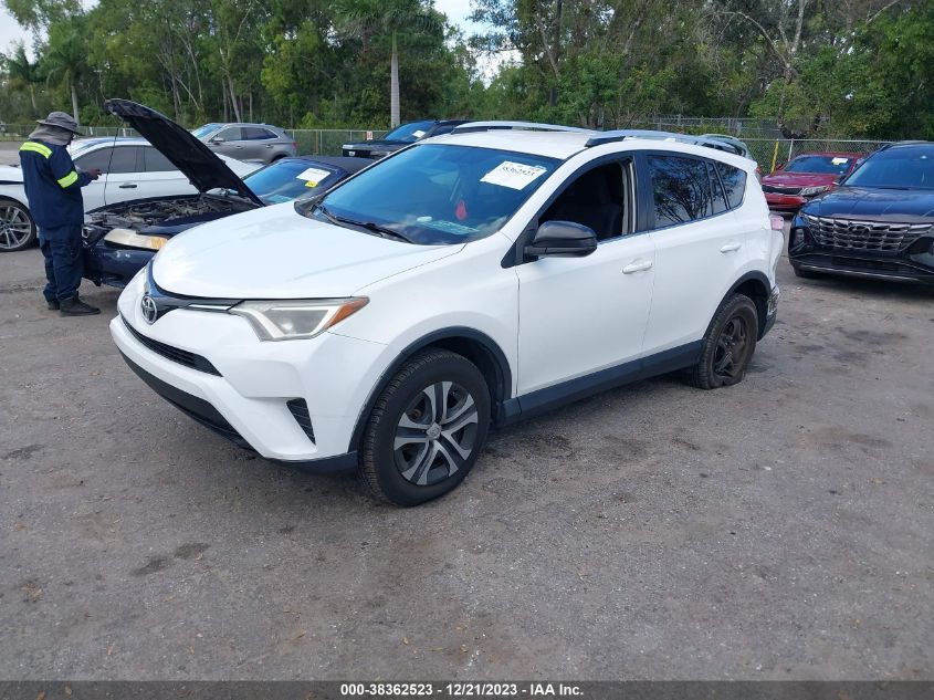 2016 TOYOTA RAV4 LE - JTMZFREV2GJ090416