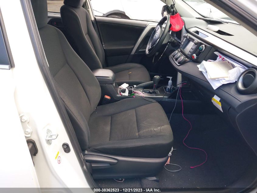2016 TOYOTA RAV4 LE - JTMZFREV2GJ090416