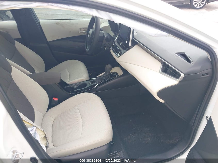 VIN 5YFEPRAE9LP142146 2020 TOYOTA COROLLA LE