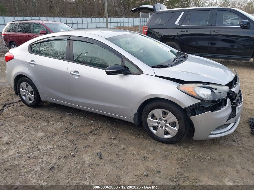 2015 KIA FORTE LX - KNAFK4A60F5410126
