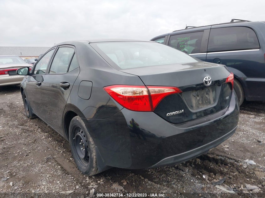 VIN 2T1BURHE1JC061561 2018 TOYOTA COROLLA L/LE/XLE/SE/XSE