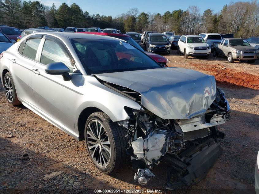 2018 TOYOTA CAMRY L/LE/XLE/SE/XSE - 4T1B11HK1JU128013