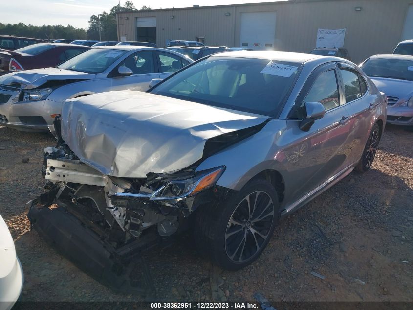 2018 TOYOTA CAMRY L/LE/XLE/SE/XSE - 4T1B11HK1JU128013