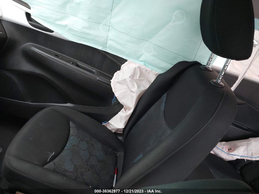 2018 CHEVROLET SPARK 1LT - KL8CD6SA8JC430216