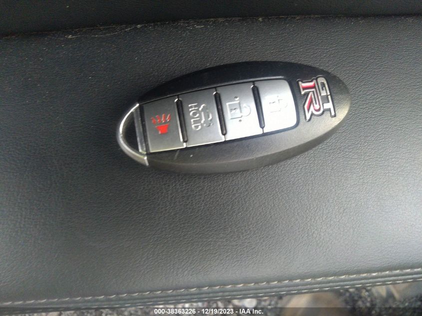 2013 NISSAN GT-R PREMIUM JN1AR5EF1DM260820