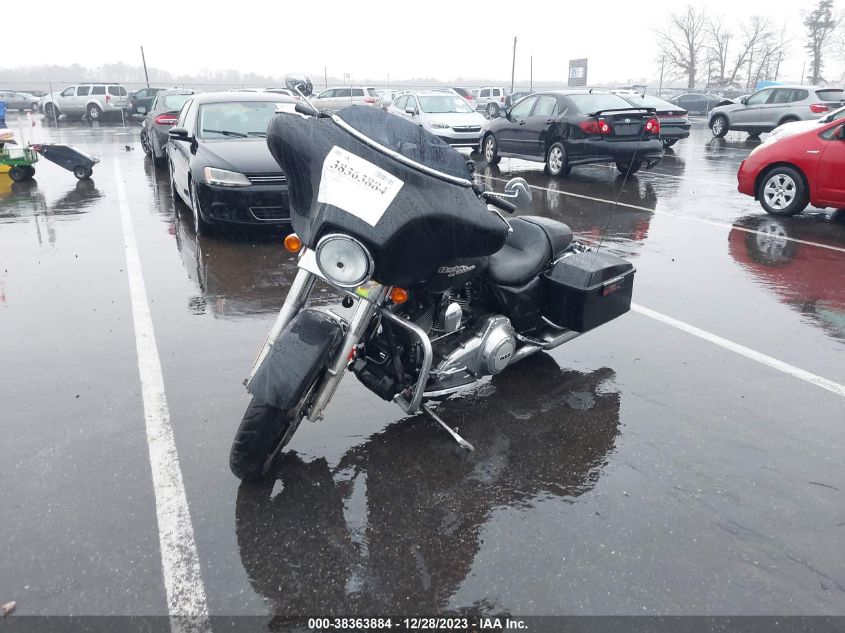2013 HARLEY-DAVIDSON FLHX STREET GLIDE - 1HD1KBM15DB694870