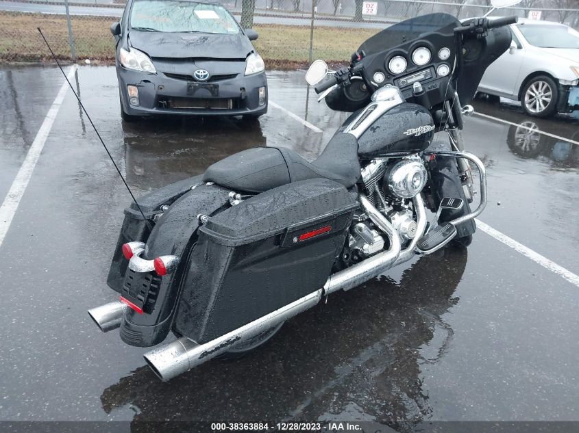2013 HARLEY-DAVIDSON FLHX STREET GLIDE - 1HD1KBM15DB694870