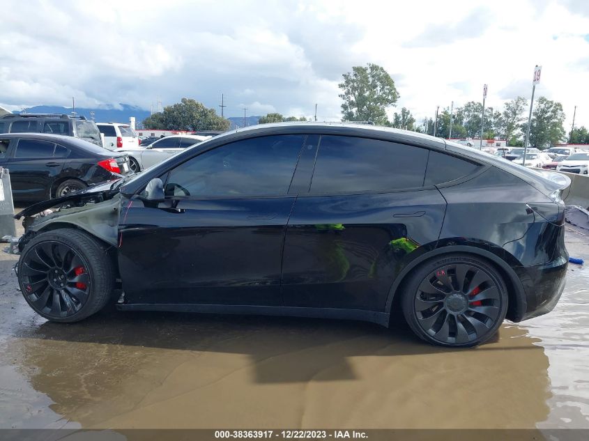 2022 TESLA MODEL Y - 7SAYGDEF8NF452194