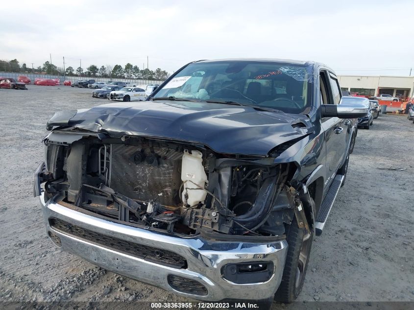 2019 RAM 1500 LARAMIE  4X2 5'7 BOX - 1C6RREJT3KN822002