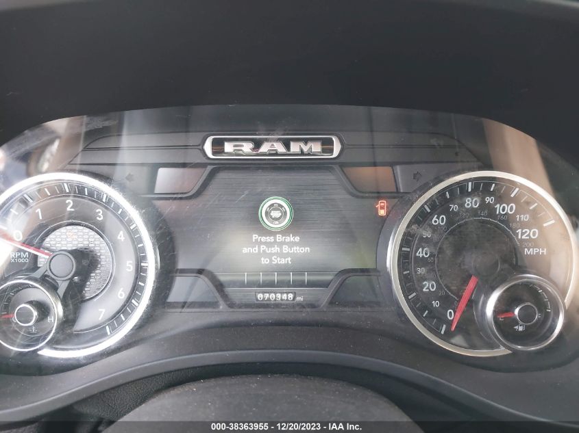 2019 RAM 1500 LARAMIE  4X2 5'7 BOX - 1C6RREJT3KN822002