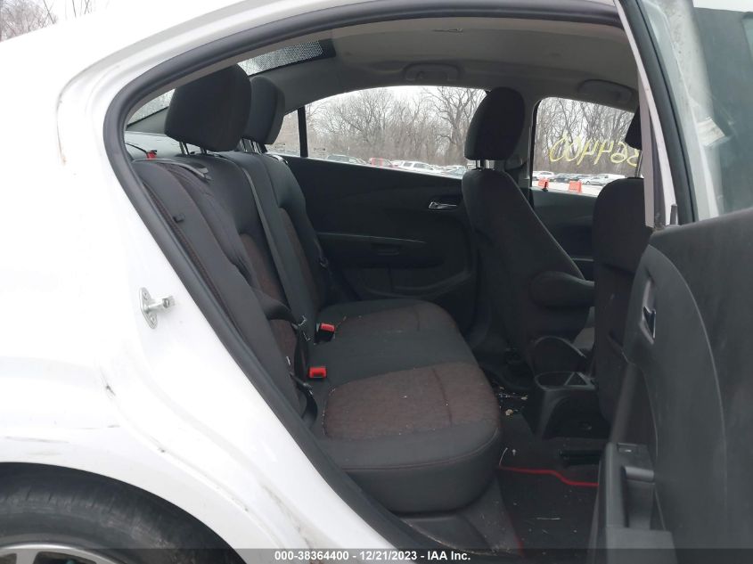 2019 CHEVROLET SONIC LT AUTO - 1G1JD5SB4K4111319