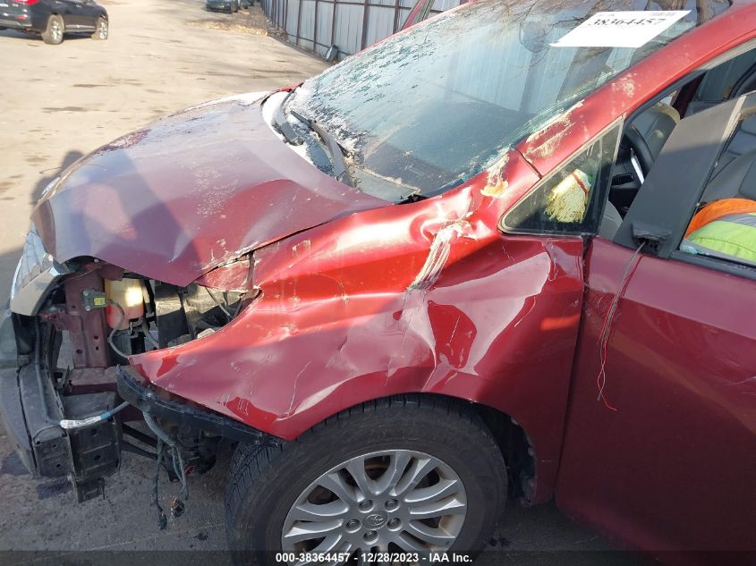 2015 TOYOTA SIENNA XLE 8 PASSENGER - 5TDYK3DC2FS566752