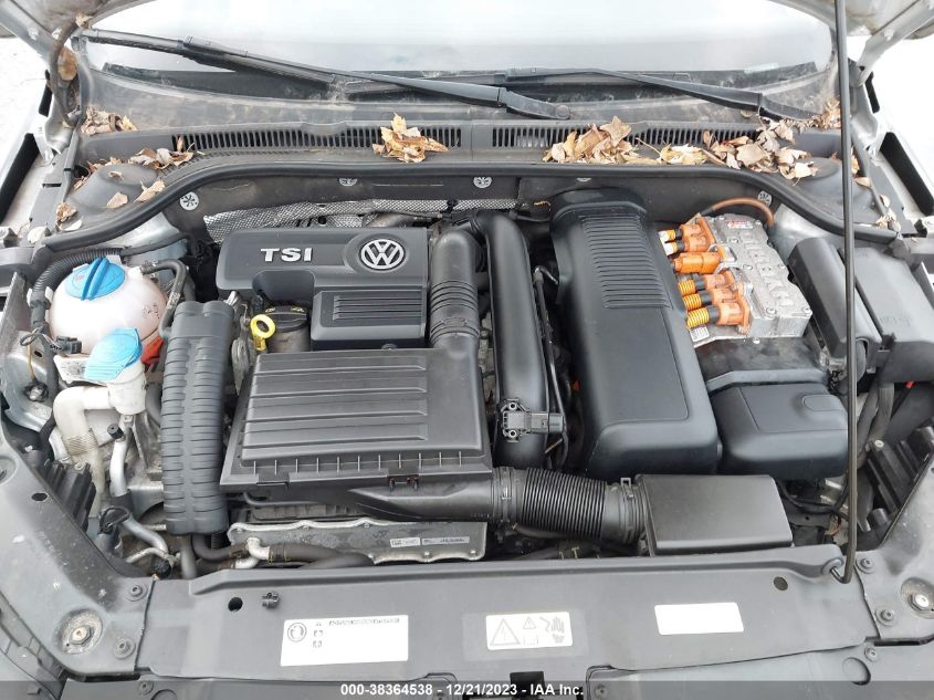 2013 VOLKSWAGEN JETTA HYBRID SEL 3VW637AJ6DM215738