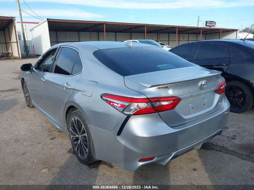 2018 TOYOTA CAMRY L/LE/XLE/SE/XSE - 4T1B11HK8JU100063