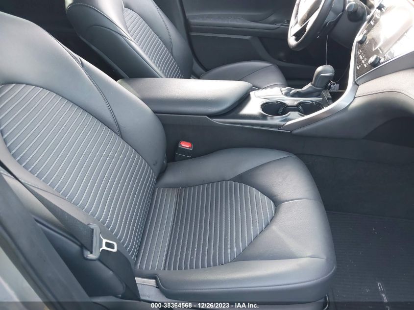 2018 TOYOTA CAMRY L/LE/XLE/SE/XSE - 4T1B11HK8JU100063