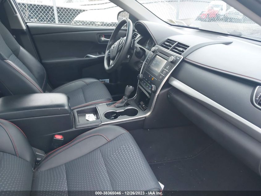 2015 TOYOTA CAMRY SE - 4T1BF1FK8FU900681