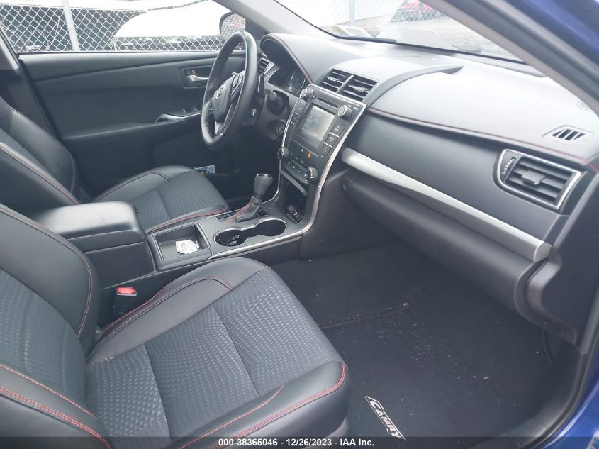2015 TOYOTA CAMRY SE - 4T1BF1FK8FU900681