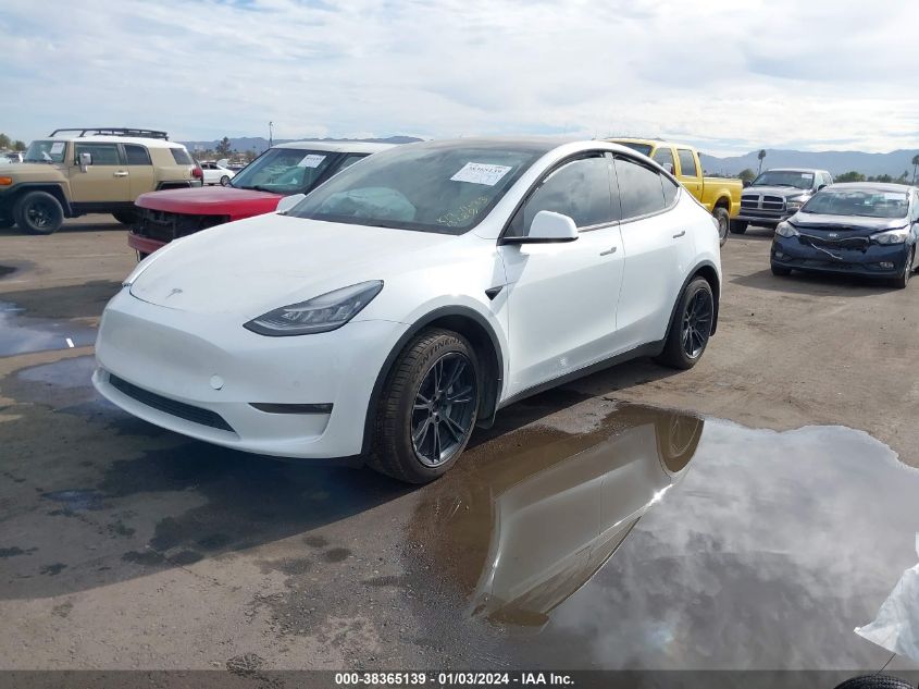 2021 TESLA MODEL Y STANDARD RANGE REAR-WHEEL DRIVE - 5YJYGDED5MF132891