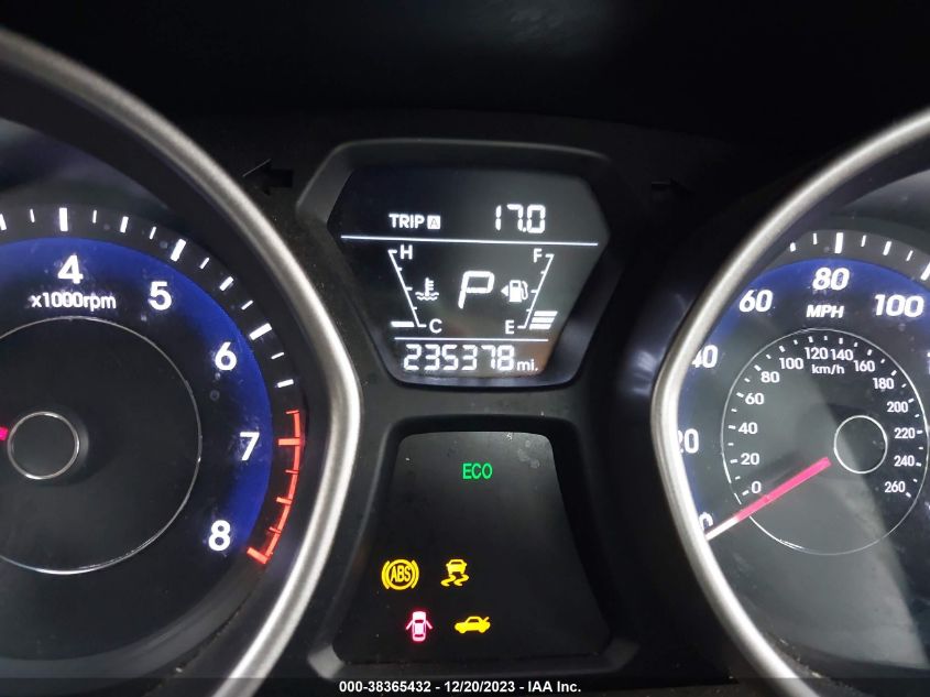 2016 HYUNDAI ELANTRA SE - 5NPDH4AE7GH739374