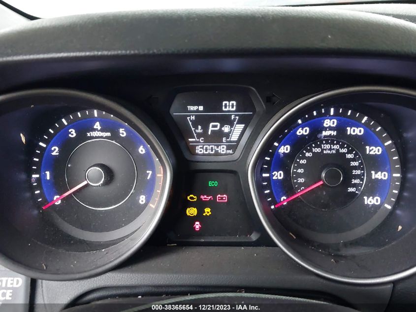 2016 HYUNDAI ELANTRA SE/SPORT/LIMITED - 5NPDH4AE1GH748006