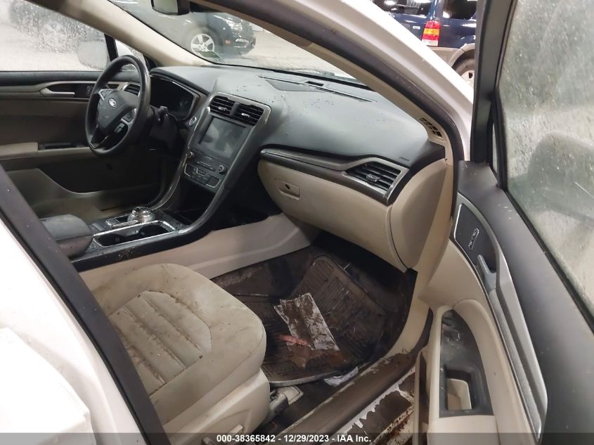 2019 FORD FUSION HYBRID SE - 3FA6P0LU3KR184962