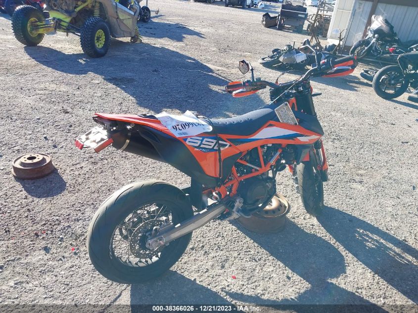 2023 KTM 690 SMC R VBKLSV407PM743481