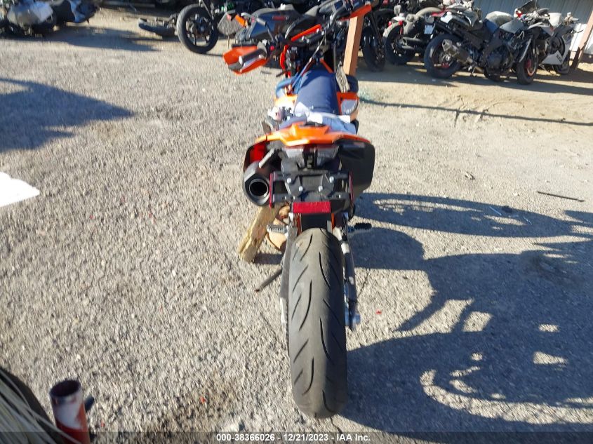 2023 KTM 690 SMC R VBKLSV407PM743481