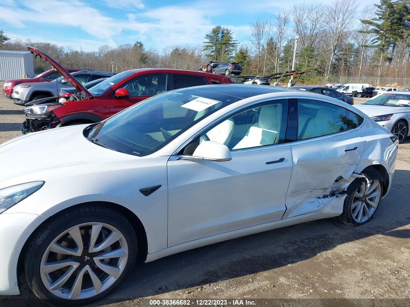 VIN 5YJ3E1EB2KF392546 2019 TESLA MODEL 3 LONG RANGE/PERFORMANCE