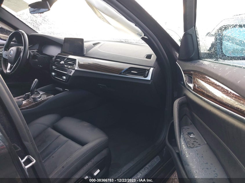 VIN WBAJA9C09LCD37674 2020 BMW 530E