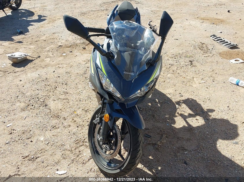 VIN JKAEXKH10NDAG4946 2022 KAWASAKI EX400