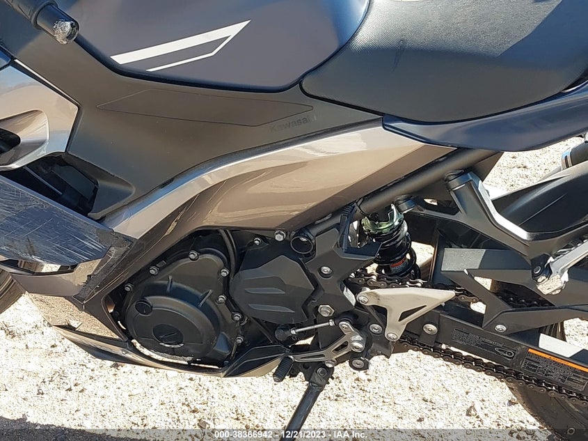 VIN JKAEXKH10NDAG4946 2022 KAWASAKI EX400