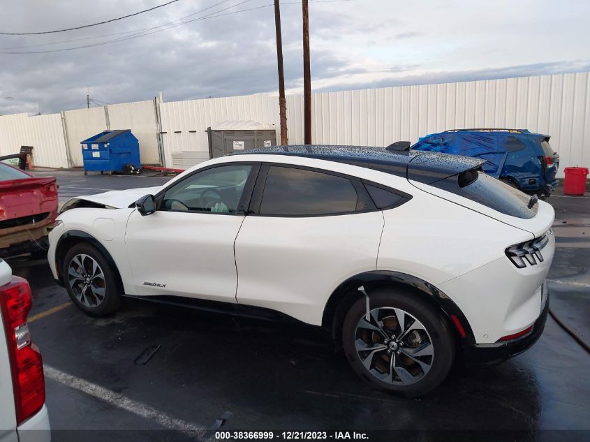2022 FORD MUSTANG MACH-E PREMIUM - 3FMTK3R79NMA30722