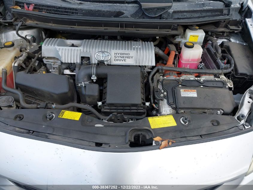 2013 TOYOTA PRIUS THREE - JTDKN3DU8D1715925