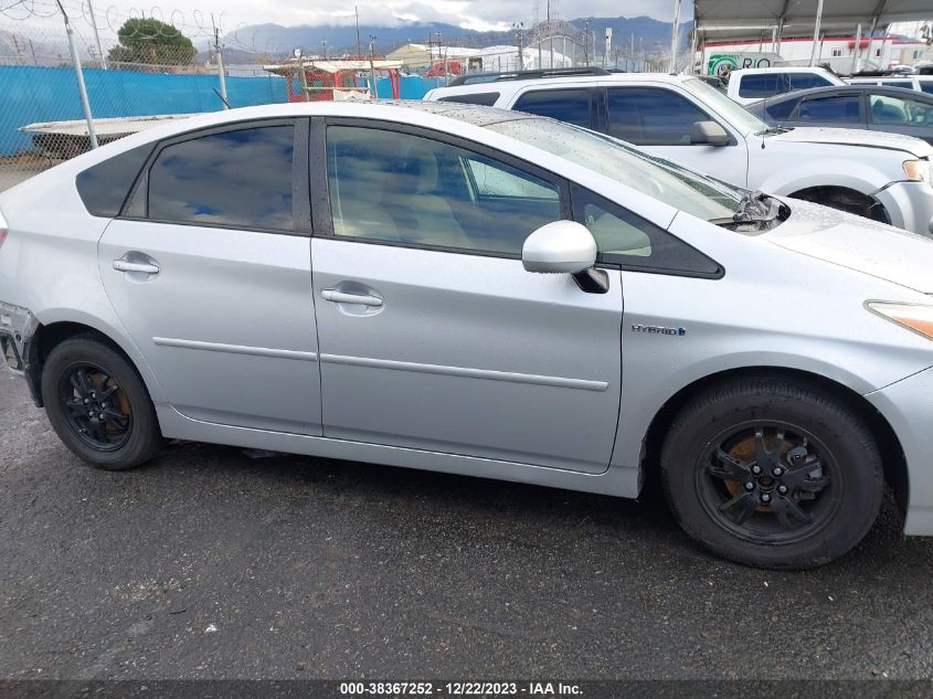 2013 TOYOTA PRIUS THREE - JTDKN3DU8D1715925