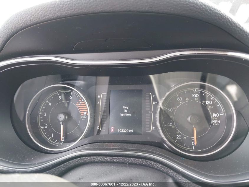 2019 JEEP CHEROKEE LATITUDE 4X4 - 1C4PJMCXXKD270389