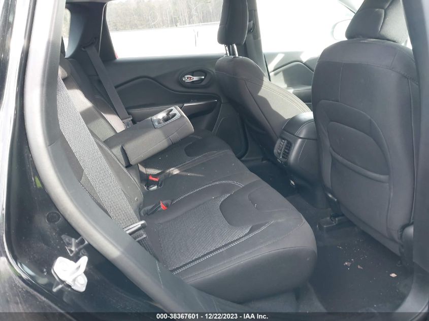 2019 JEEP CHEROKEE LATITUDE 4X4 - 1C4PJMCXXKD270389