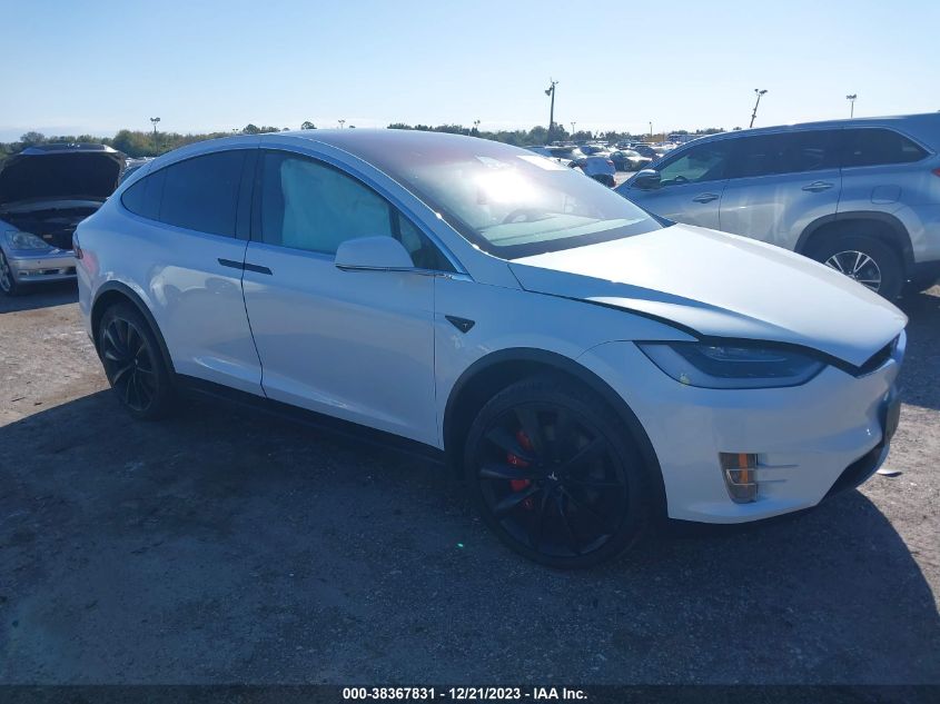 2018 TESLA MODEL X - 5YJXCBE22JF111289
