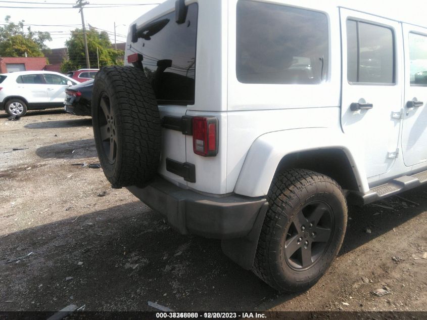 2015 JEEP WRANGLER UNLIMITED SAHARA - 1C4BJWEG5FL584739