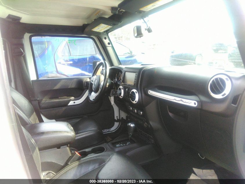2015 JEEP WRANGLER UNLIMITED SAHARA - 1C4BJWEG5FL584739