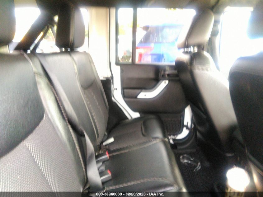 2015 JEEP WRANGLER UNLIMITED SAHARA - 1C4BJWEG5FL584739