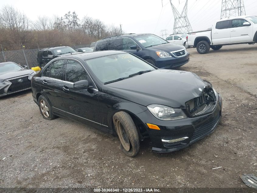 2013 MERCEDES-BENZ C 300 LUXURY 4MATIC/SPORT 4MATIC - WDDGF8AB4DR247394