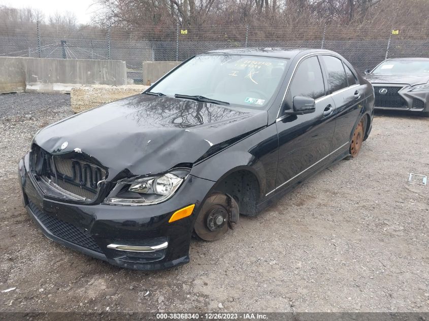 2013 MERCEDES-BENZ C 300 LUXURY 4MATIC/SPORT 4MATIC - WDDGF8AB4DR247394