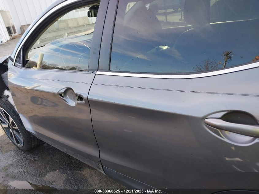2018 NISSAN ROGUE SPORT SL - JN1BJ1CP8JW151383