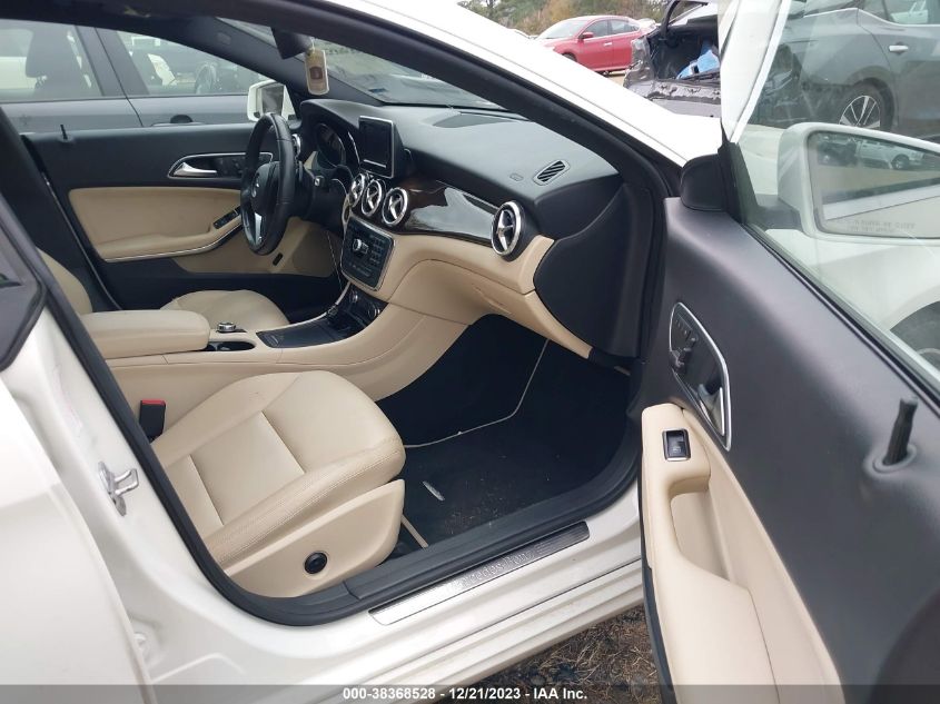 2014 MERCEDES-BENZ CLA 250 - WDDSJ4EB1EN041258