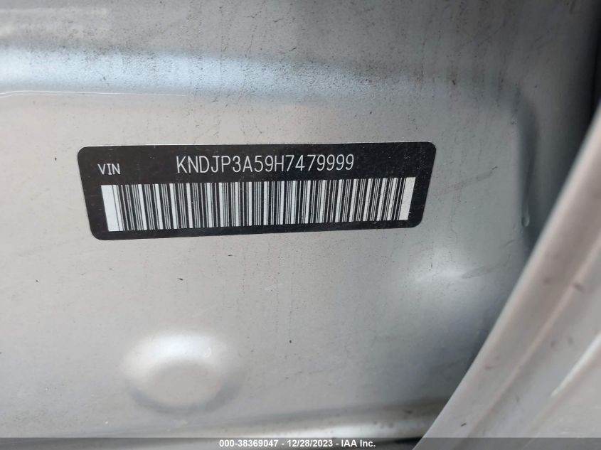 2017 KIA SOUL + - KNDJP3A59H7479999