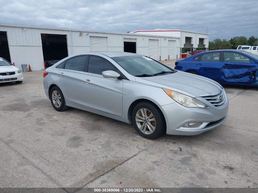 2013 HYUNDAI SONATA GLS - 5NPEB4AC4DH566686