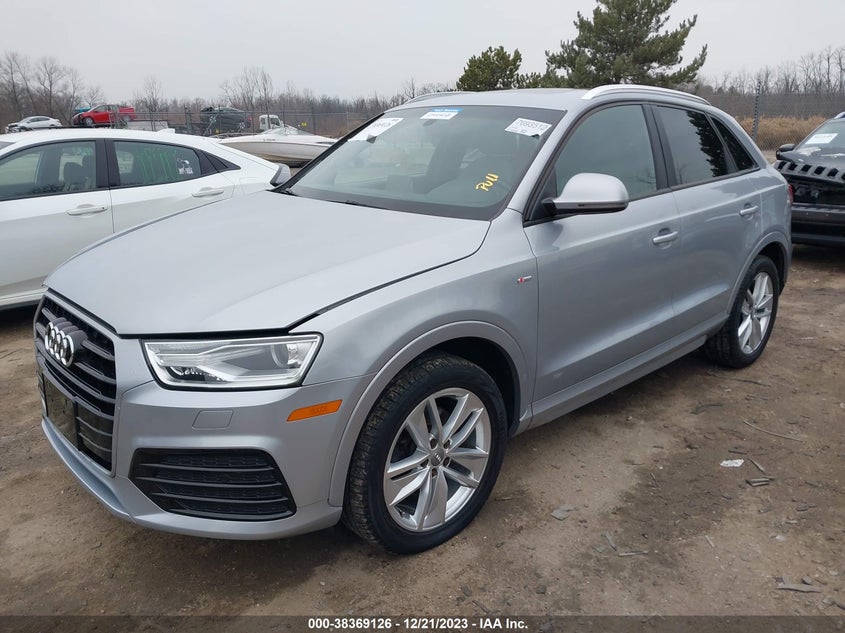VIN WA1ECCFS8JR005865 2018 AUDI Q3 PREMIUM