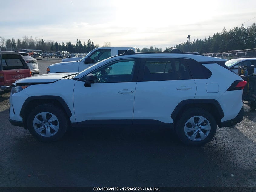 VIN 2T3F1RFV7KC008093 2019 TOYOTA RAV4 LE