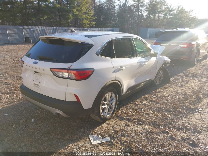 2021 FORD ESCAPE SE - 1FMCU0G63MUA66158